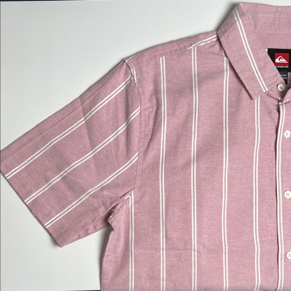 Quiksilver Men's Casual Pink and White Striped Shirt 100% Cotton - Picture 2 of 7